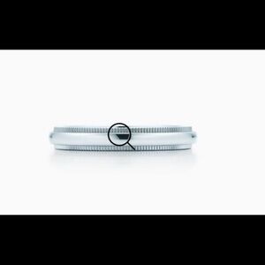 Tiffany miligrain edge platinum ring 2mm